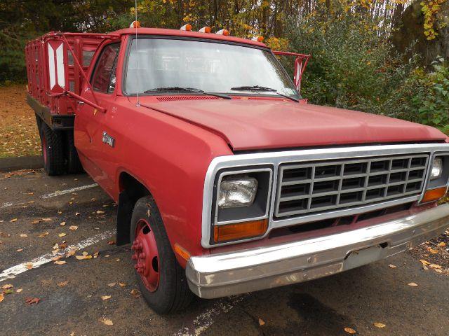 1985 Dodge RAM 350