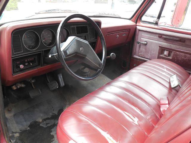 1985 Dodge RAM 350