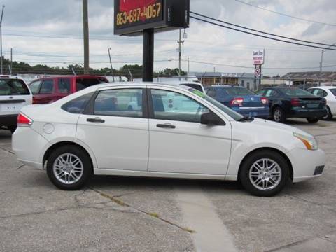 2009 Ford Focus for sale at Checkered Flag Auto Sales - West in Lakeland FL