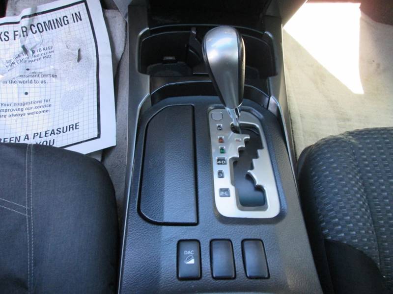 2008 Toyota 4Runner Sport Edition (image 30)