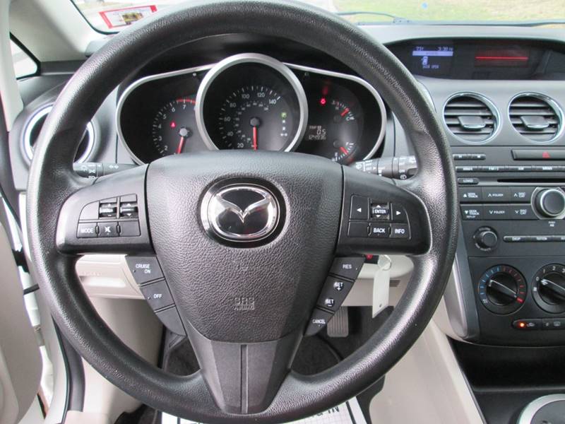 2010 Mazda CX-7 i SV (image 22)