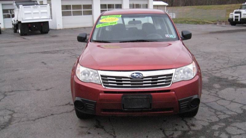 2010 Subaru Forester 2.5X (image 2)