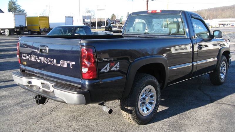 2005 Chevrolet Silverado 1500 (image 3)