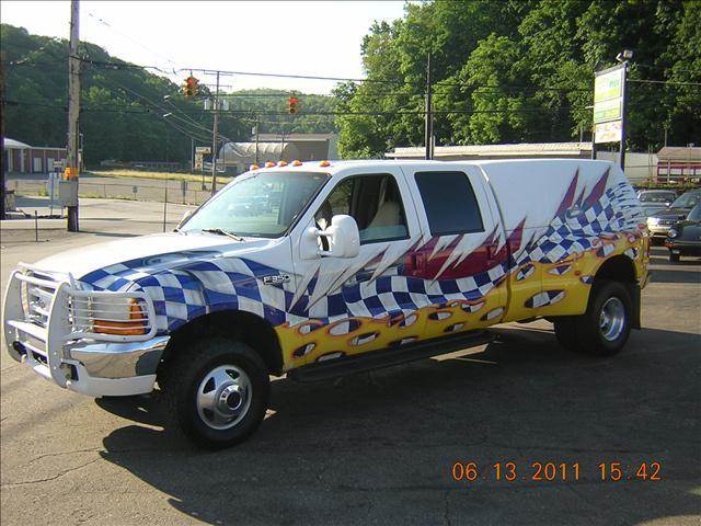 2000 Ford F-350 for sale at ELIZABETH AUTO SALES in Elizabeth PA