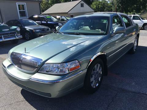 2005 Lincoln Town Car for sale at A & D Auto Group LLC in Carlisle PA