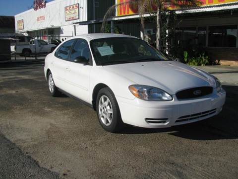 2006 Ford Taurus SE