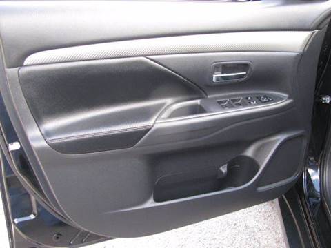 2015 Mitsubishi Outlander SE