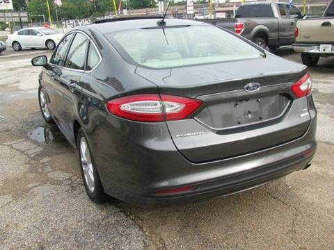 2015 Ford Fusion SE