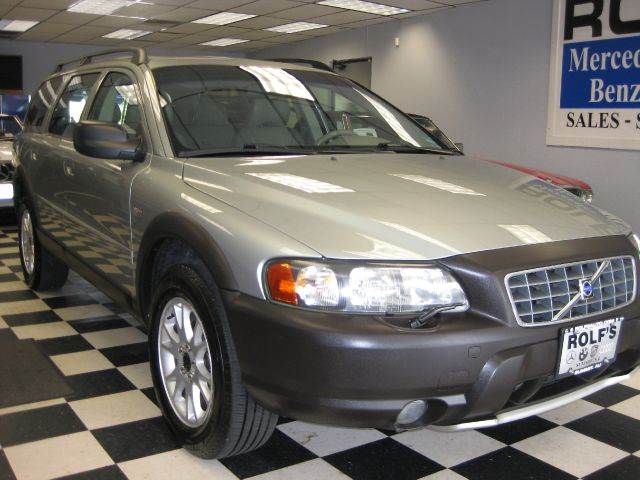 2004 Volvo XC70 for sale at Rolf's Auto Sales & Service in Summit NJ