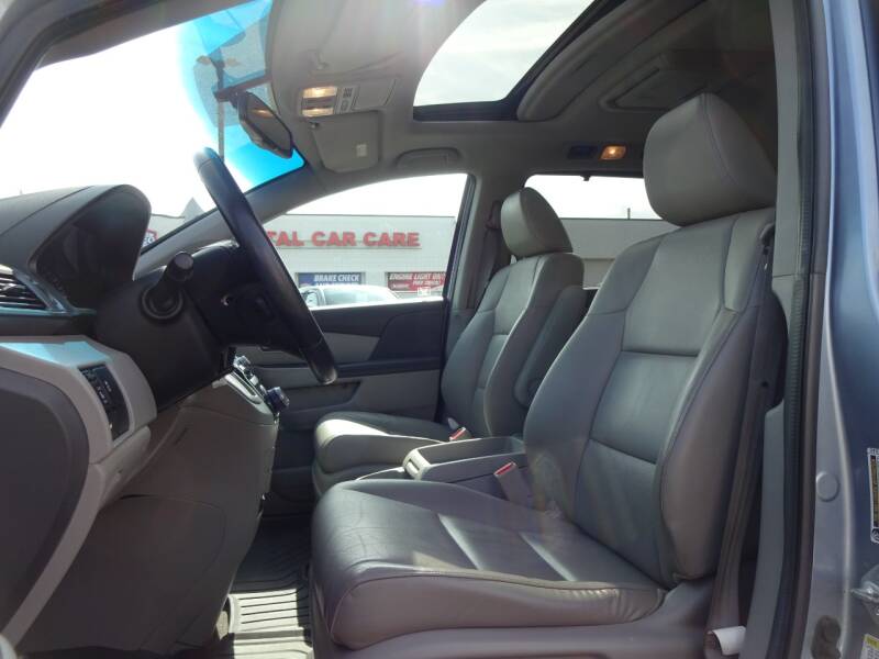 2011 Honda Odyssey EX-L w/DVD (image 11)