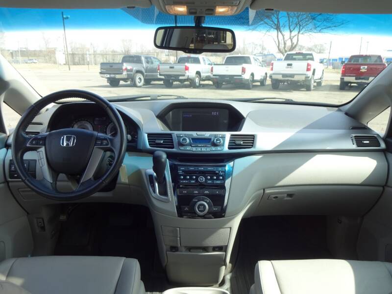 2011 Honda Odyssey EX-L w/DVD (image 15)