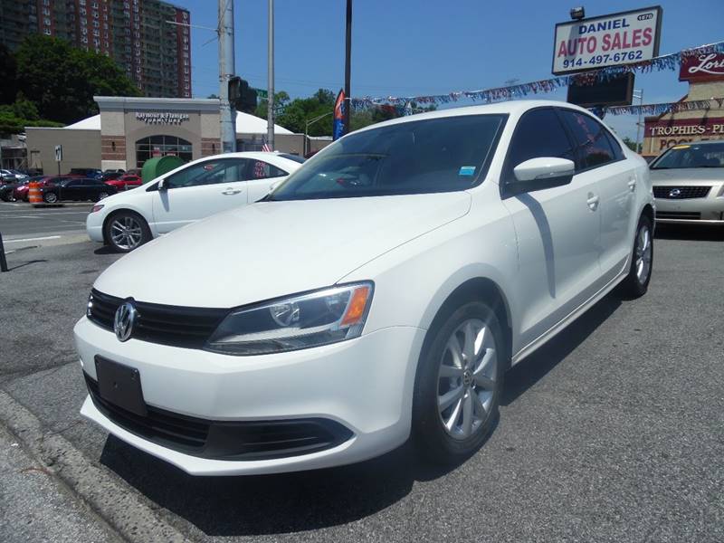 2011 Volkswagen Jetta for sale at Daniel Auto Sales in Yonkers NY