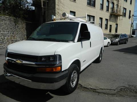 2006 Chevrolet Express Cargo for sale at Daniel Auto Sales in Yonkers NY