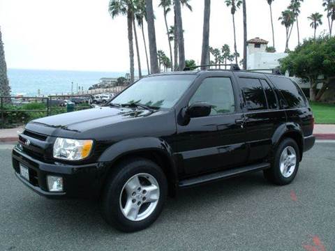 2001 Infiniti QX4 for sale at OCEAN AUTO SALES in San Clemente CA