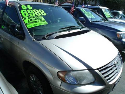 2006 Chrysler Town and Country for sale at OCEAN AUTO SALES in San Clemente CA