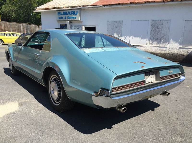 1967 Oldsmobile Toronado