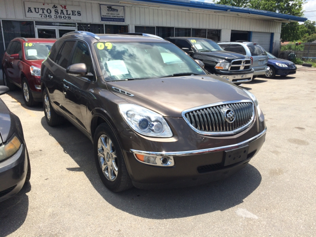 2009 Buick Enclave for sale at H & H AUTO SALES - 4022 BLANCO RD Lot in San Antonio TX