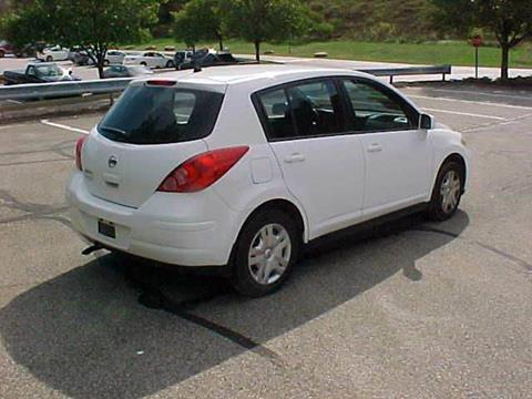 2010 Nissan Versa 1.8 S