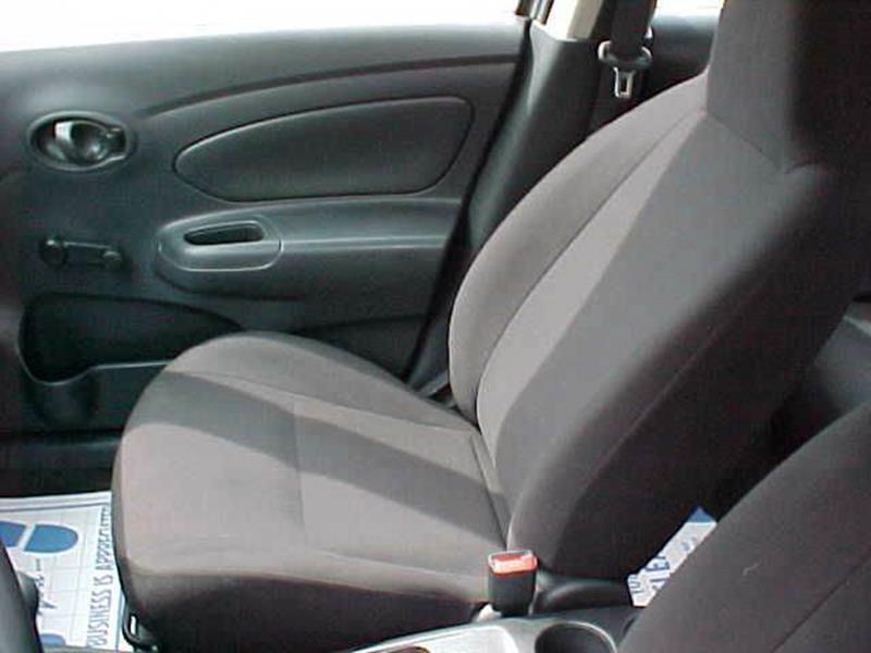 2012 Nissan Versa 1.6 SL