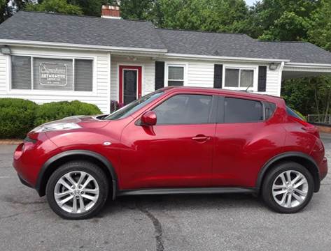2011 Nissan JUKE for sale at SIGNATURES AUTOMOTIVE GROUP LLC in Spartanburg SC