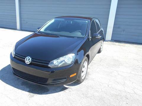 2011 Volkswagen Golf for sale at FAMILY AUTO BROKERS in Longwood FL