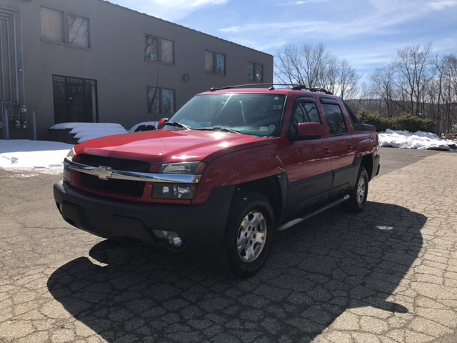 2004 Chevrolet Avalanche for sale at CarsForSaleNYCT in Danbury CT