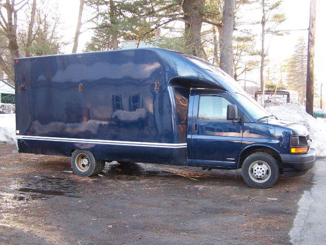 2008 Chevrolet Express Cutaway for sale at William's Car Sales aka Fat Willy's in Atkinson NH