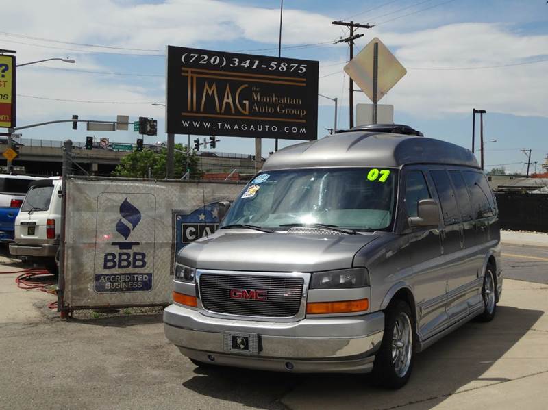 2007 GMC Savana Passenger for sale at THE MANHATTAN AUTO GROUP in Greeley CO