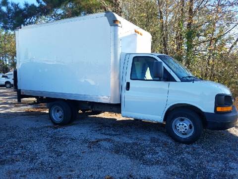 2012 Chevrolet Express Cutaway for sale at Baileys Truck and Auto Sales in Effingham SC