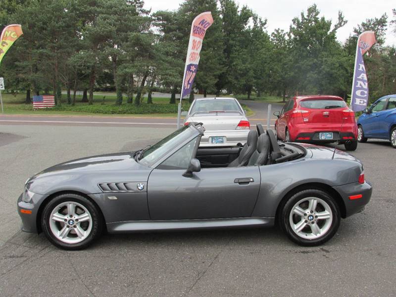 2000 BMW Z3 for sale at GEG Automotive in Gilbertsville PA