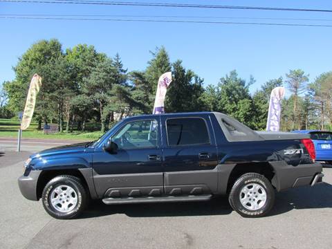 2004 Chevrolet Avalanche for sale at GEG Automotive in Gilbertsville PA