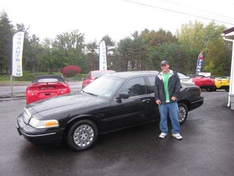 2003 Ford Crown Victoria for sale at GEG Automotive in Gilbertsville PA