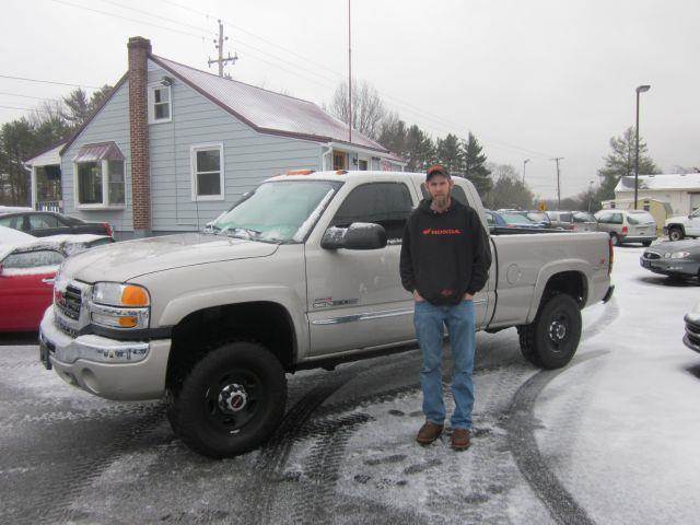 2005 GMC Sierra 2500 for sale at GEG Automotive in Gilbertsville PA