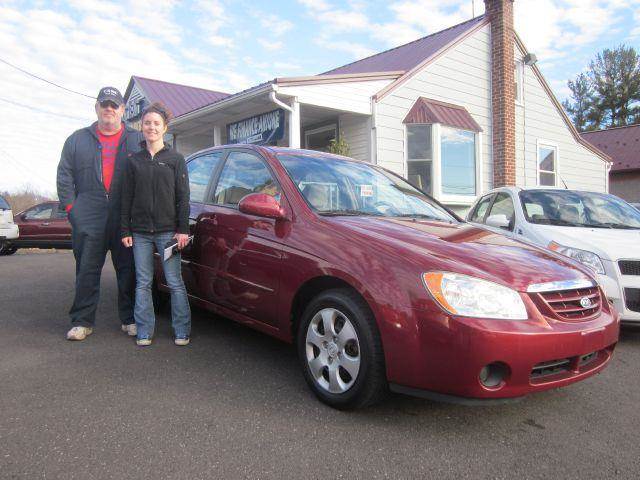 2006 Kia Spectra for sale at GEG Automotive in Gilbertsville PA