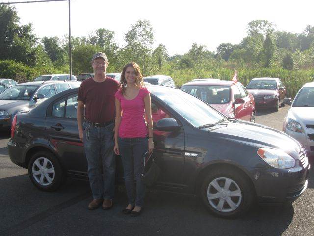 2007 Hyundai Accent for sale at GEG Automotive in Gilbertsville PA