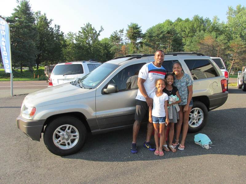 2004 Jeep Grand Cherokee for sale at GEG Automotive in Gilbertsville PA