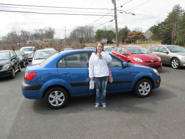 2008 Kia Rio for sale at GEG Automotive in Gilbertsville PA