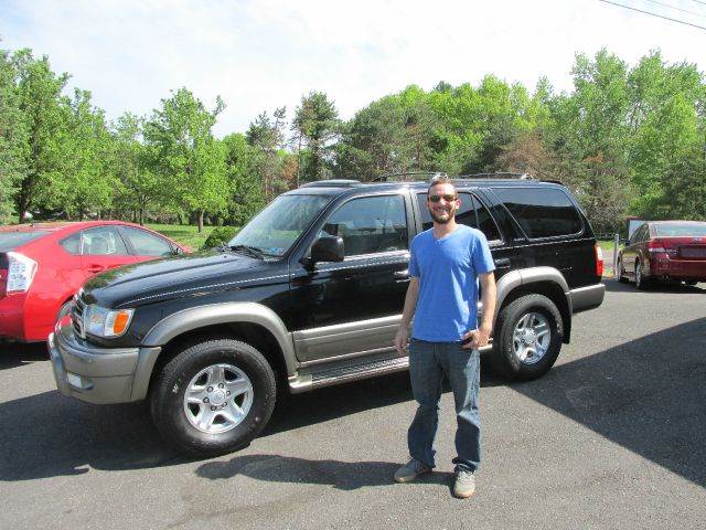 2000 Toyota 4Runner for sale at GEG Automotive in Gilbertsville PA