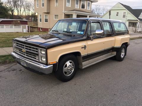 1986 Chevrolet Suburban for sale at Memory Auto Sales-Classic Cars Cafe in Putnam Valley NY