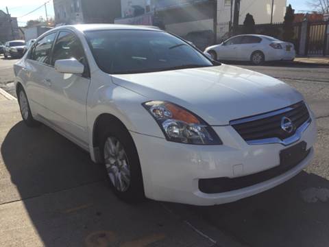2009 Nissan Altima for sale at Bling Bling Auto Sales in Ridgewood NY