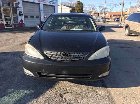 2004 Toyota Camry for sale at HILUX AUTO SALES in Chicago IL