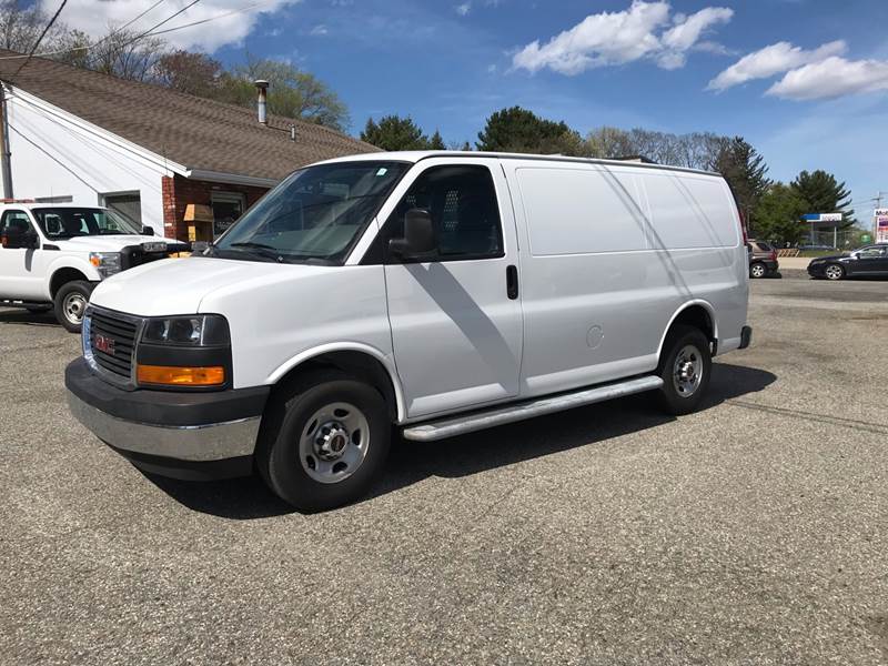 2018 gmc cargo van