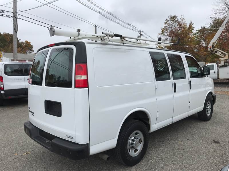 Chevrolet express 2011