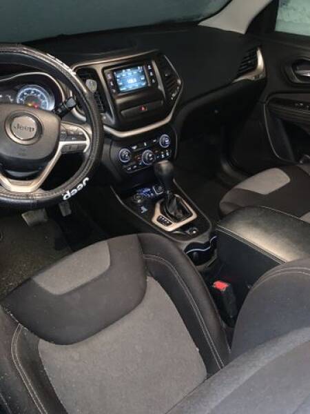 2014 Jeep Cherokee (image 12)