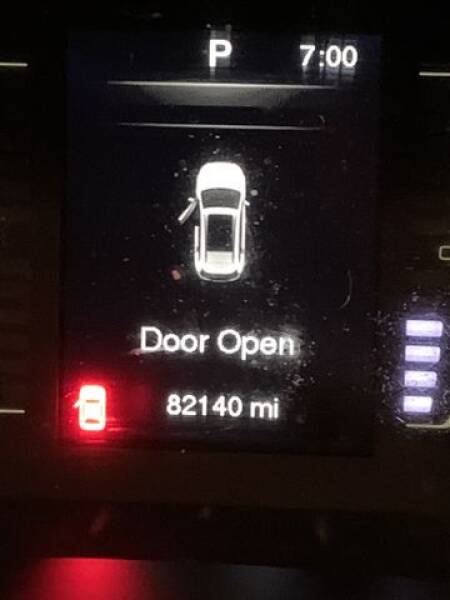 2014 Jeep Cherokee (image 4)