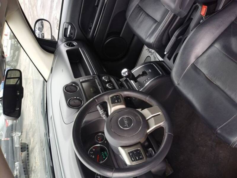 2012 Jeep Compass Limited (image 4)