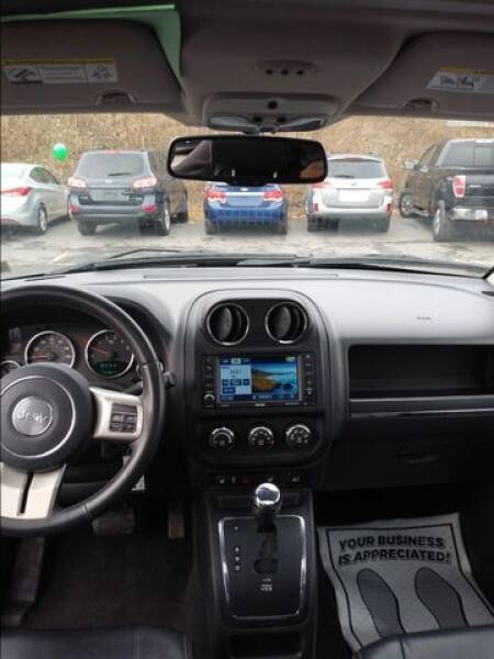 2012 Jeep Compass Limited (image 2)