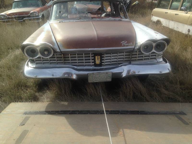 1959 Plymouth Two Suburban