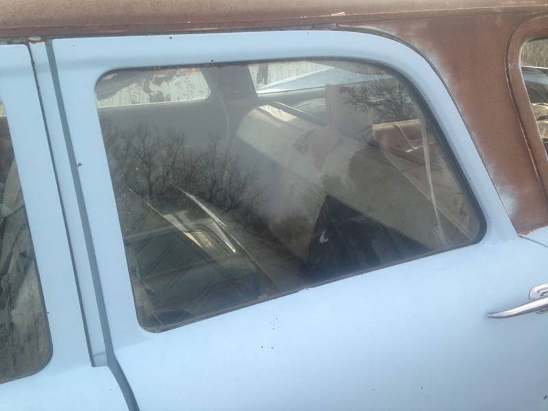 1959 Plymouth Two Suburban