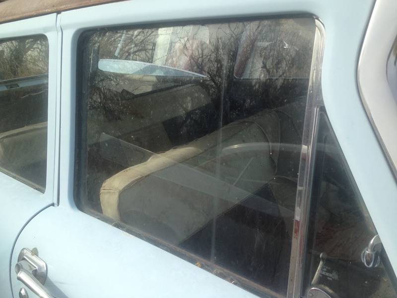 1959 Plymouth Two Suburban